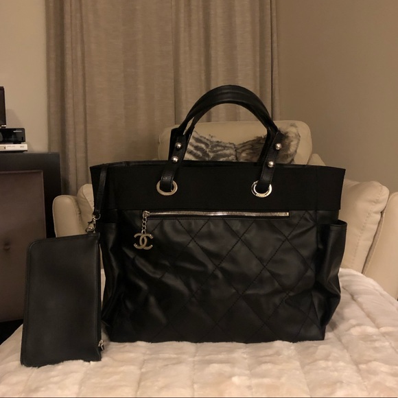 ❌SOLD❌Authentic Chanel Biarritz Large Tote - Picture 2 of 8